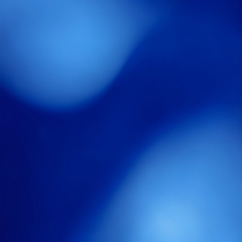 Composição abstrata em tons de mostarda e azul-marinho, com pinceladas suaves e atmosfera acolhedora de comunidade.
